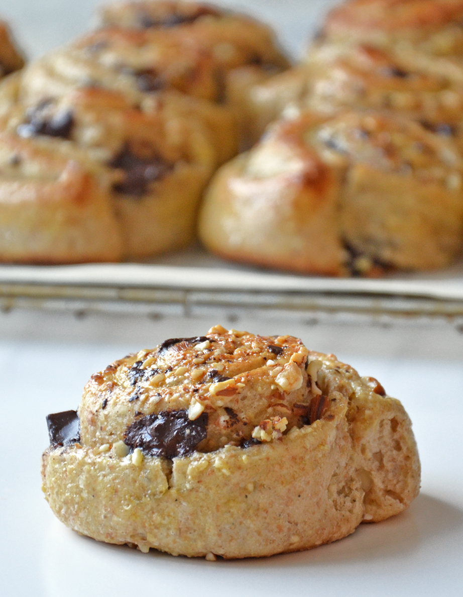 Buns filled with chocolate and almonds