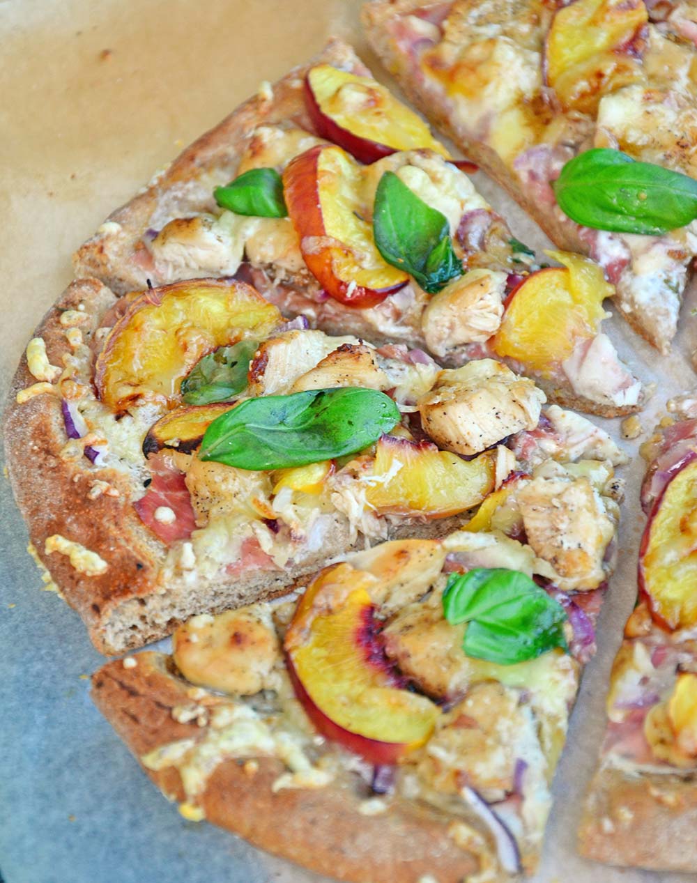 Chicken nectarine pizza