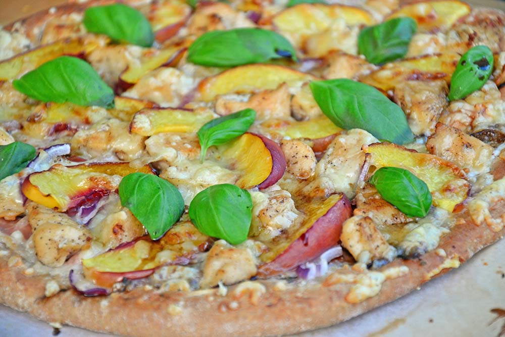 Chicken nectarine pizza