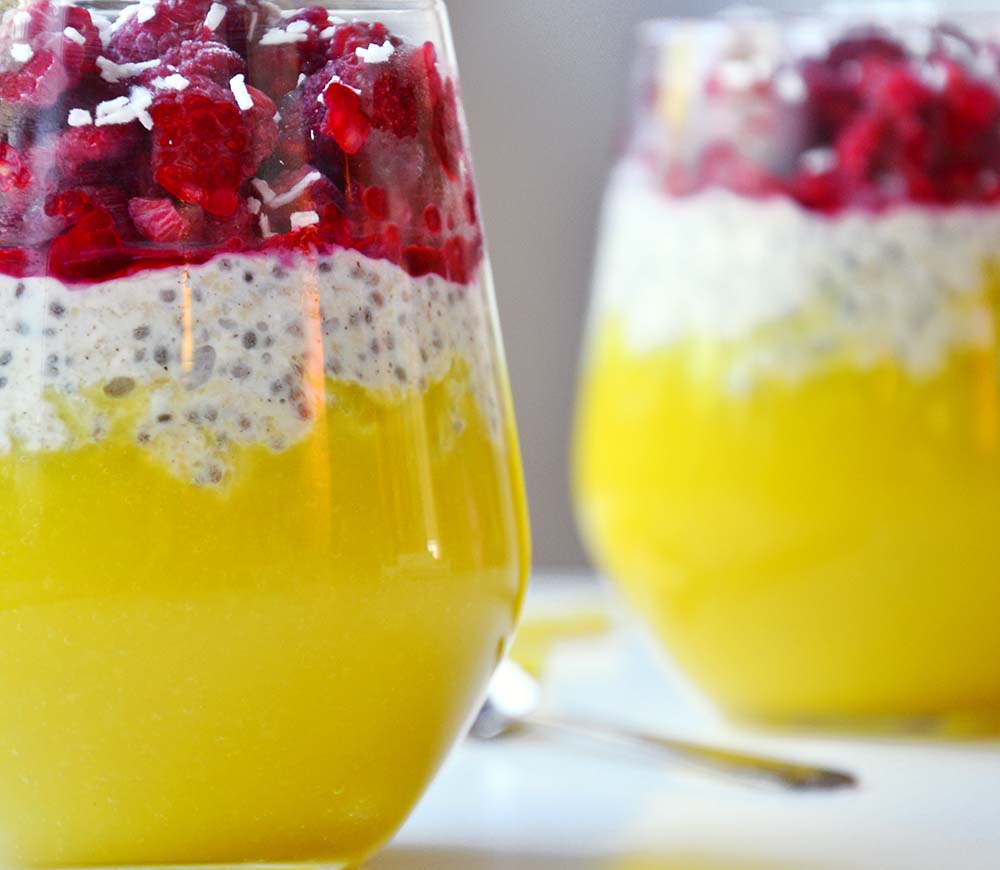 Protein overnight oats with mango and raspberries